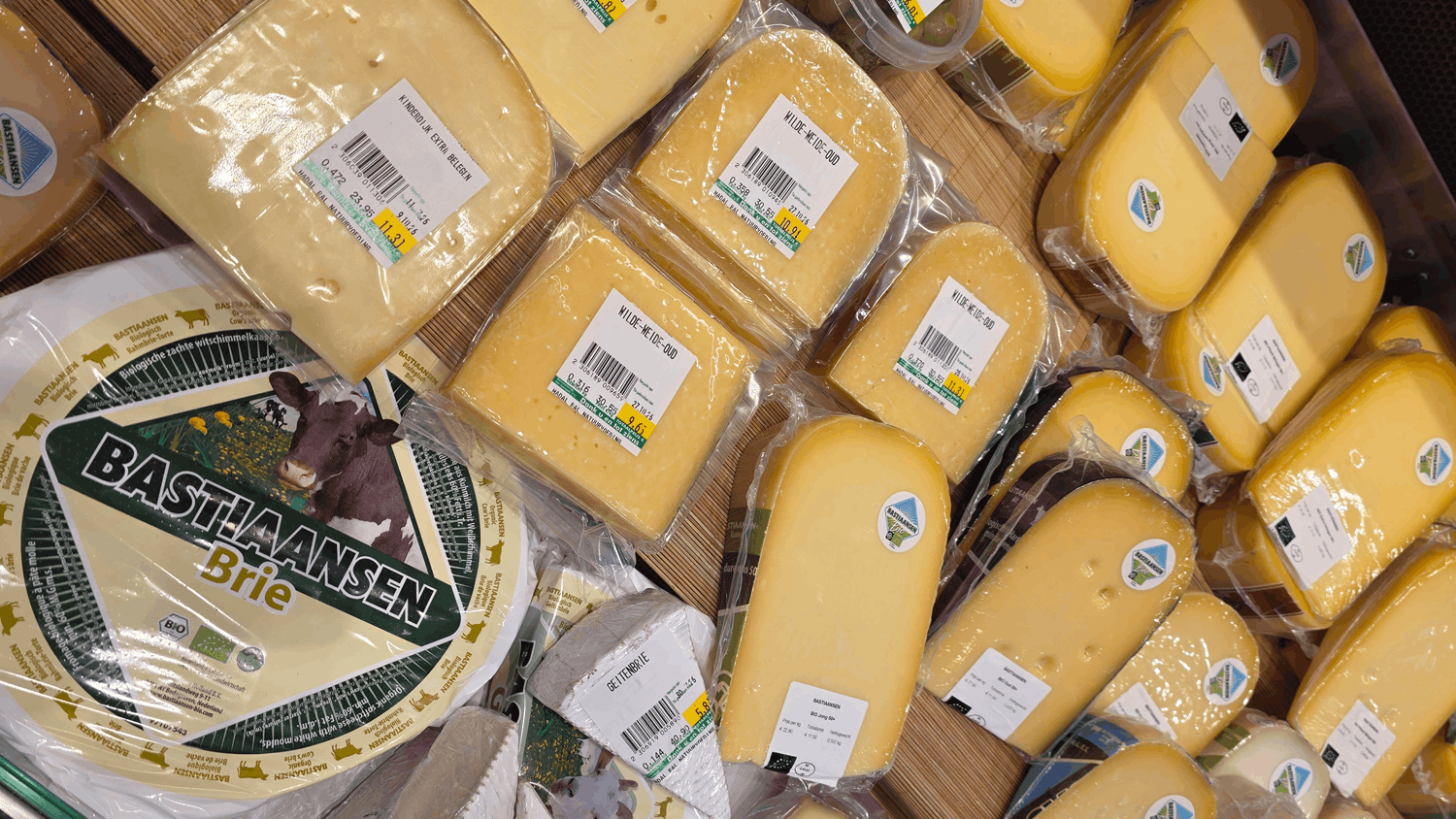 fresh cheese Madal Bal